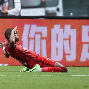 开云体育app-迅速反弹包办四球！河南三叉戟有望竞争中超最强？